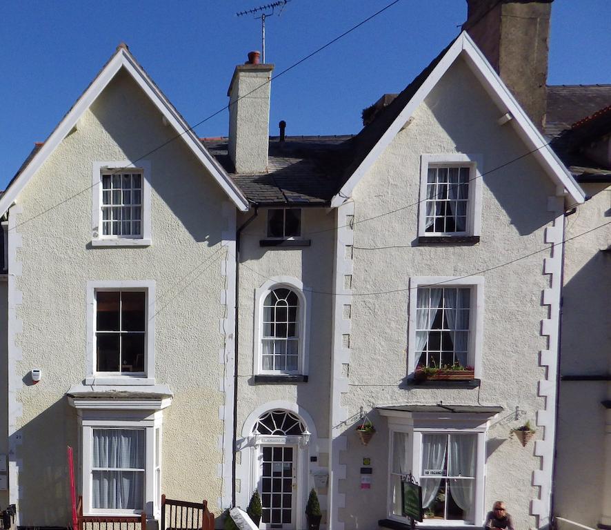 לינה וארוחת בוקר חלנדודנו Anglesey House חדר תמונה