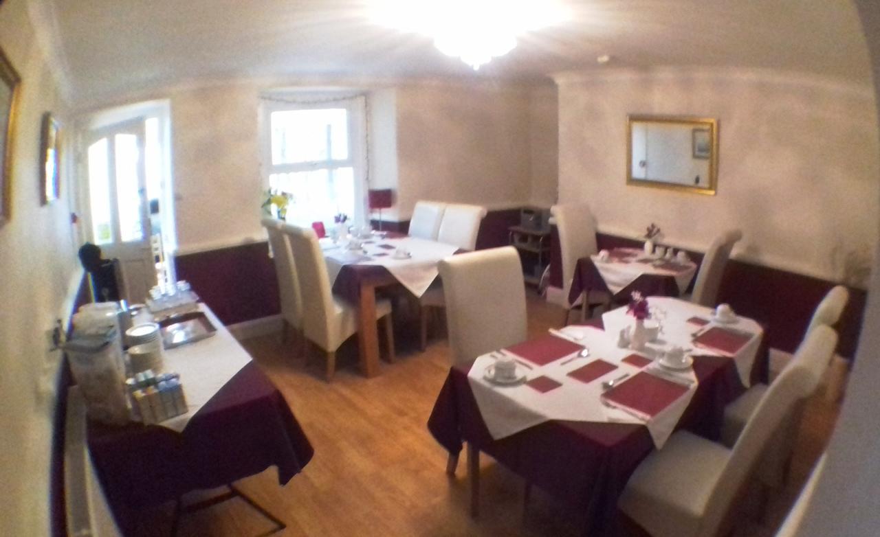 לינה וארוחת בוקר חלנדודנו Anglesey House מראה חיצוני תמונה