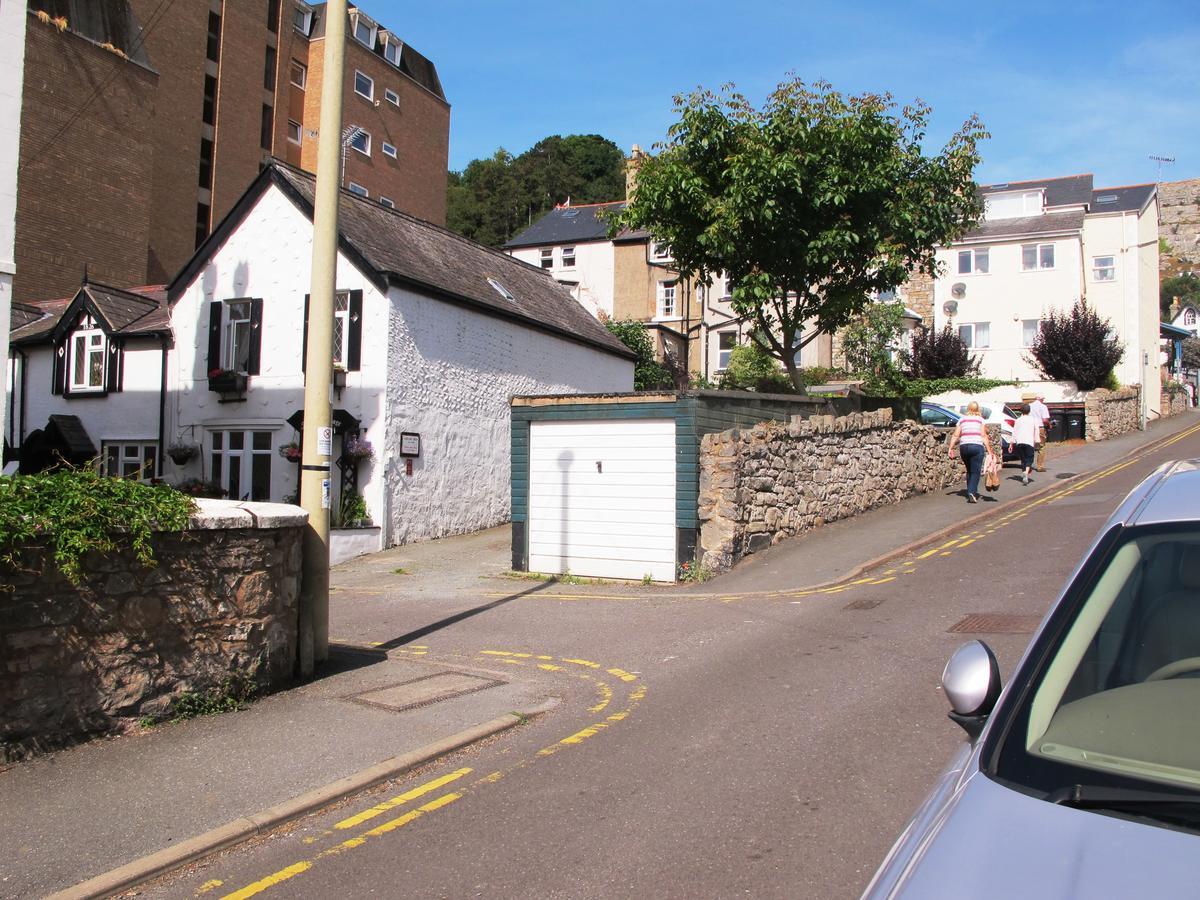 לינה וארוחת בוקר חלנדודנו Anglesey House מראה חיצוני תמונה